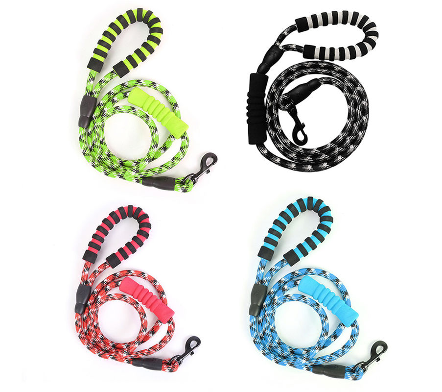 EVA Reflective Double Handle Dog-Leibandhond om Kabel met Klem en Opgevuld Handvat 180cm