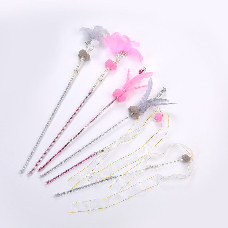 De interactieve Fee Cat Teaser Stick van Veercat pet toys wand plastic