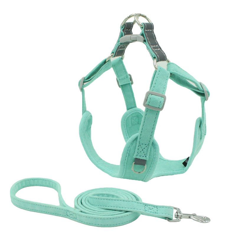 Suède de Weerspiegelende Hond en van Leibandkit traction suit dog leash Uitrusting van het de Leiband Vastgestelde Vest van de Uitrustings Explosiebestendige Hond