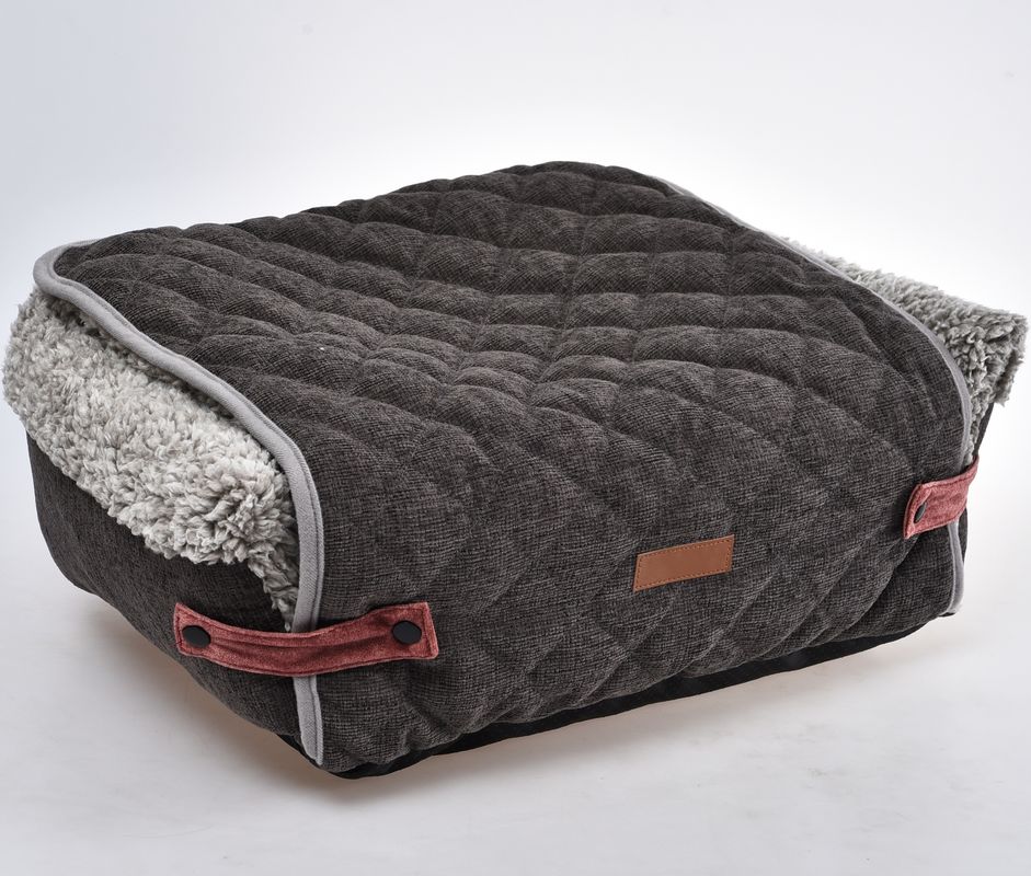 De Afneembare Grey Dog Sofa Cushion With Verwijderbare Mat van Flip Cover Comfortable Pet Bed