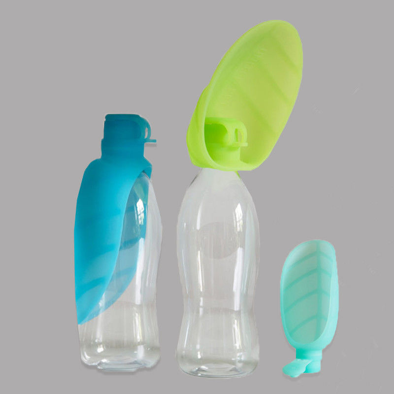 Vouwbare het Waterfles van BSCI 20oz voor Honden met de Tikken van de Siliconekom